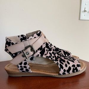 7 Blowfish Malibu Balla4Earth Sandals